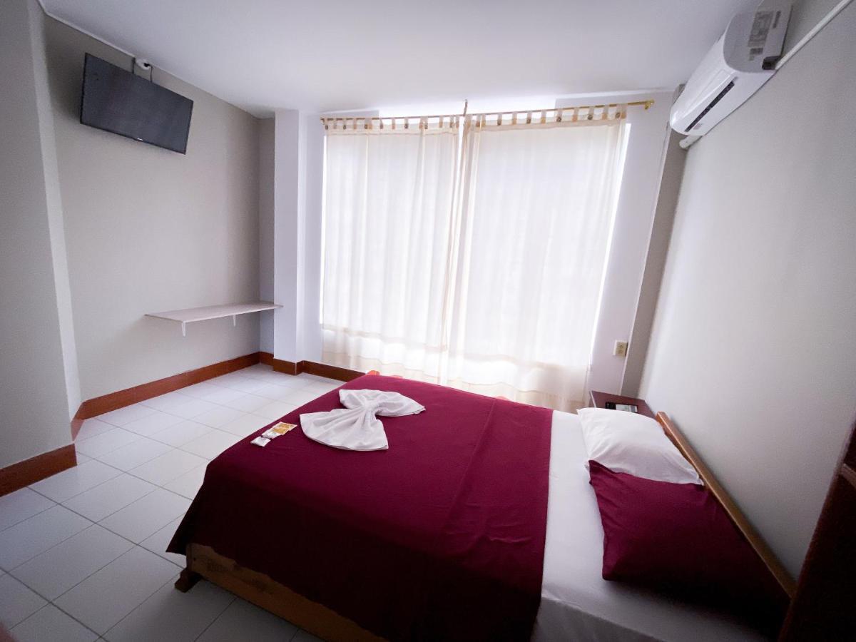 Hostal Casa Blanca Puerto Francisco de Orellana Luaran gambar