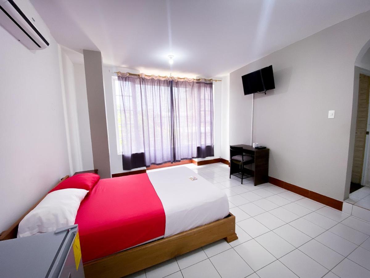 Hostal Casa Blanca Puerto Francisco de Orellana Luaran gambar