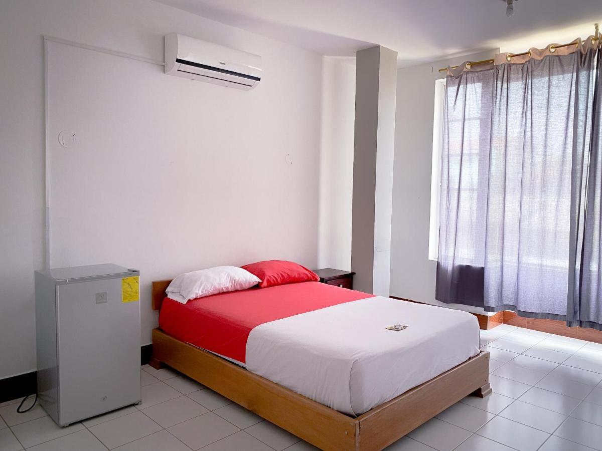 Hostal Casa Blanca Puerto Francisco de Orellana Luaran gambar