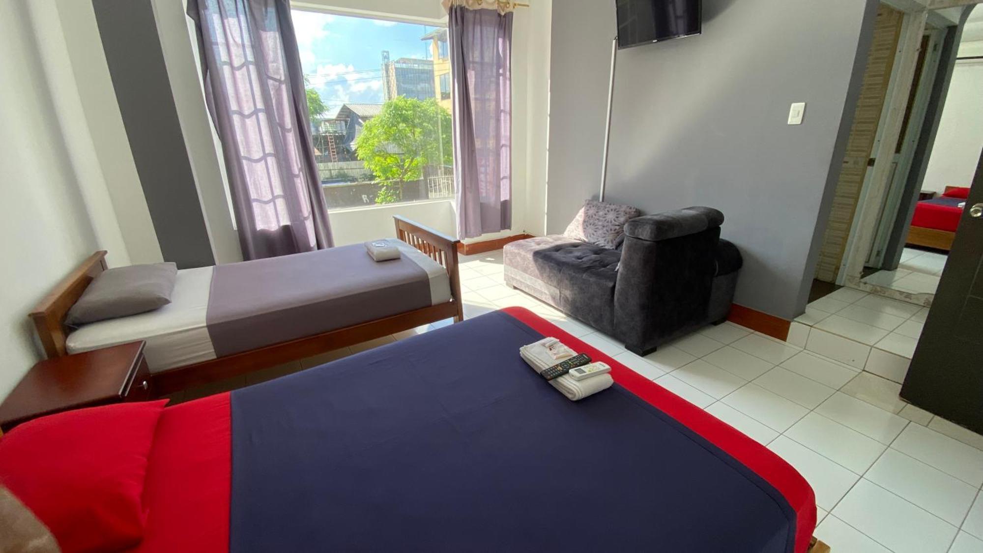 Hostal Casa Blanca Puerto Francisco de Orellana Luaran gambar